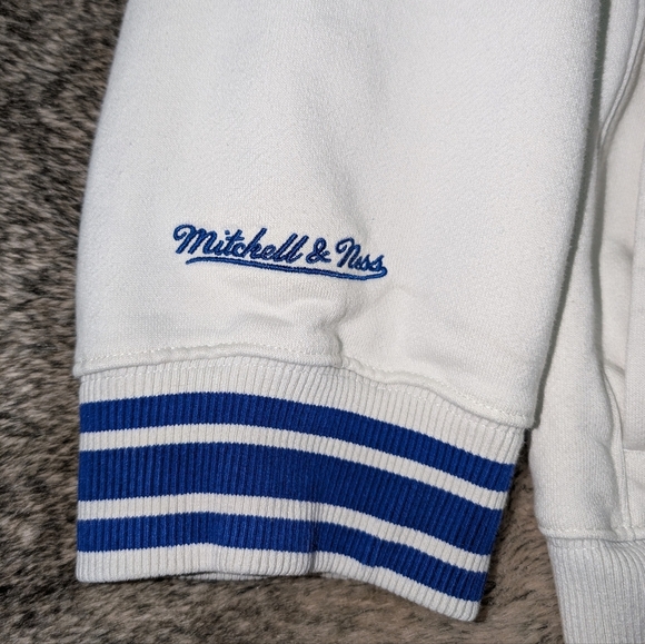 Mitchell & Ness Golden State Warriors Retro Pullover Hoodie Cream 3XL - Picture 4 of 10